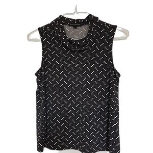 Banana Republic sleeveless black and white top
